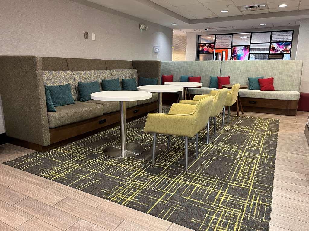 Hampton Inn Cumming Dalaman gambar